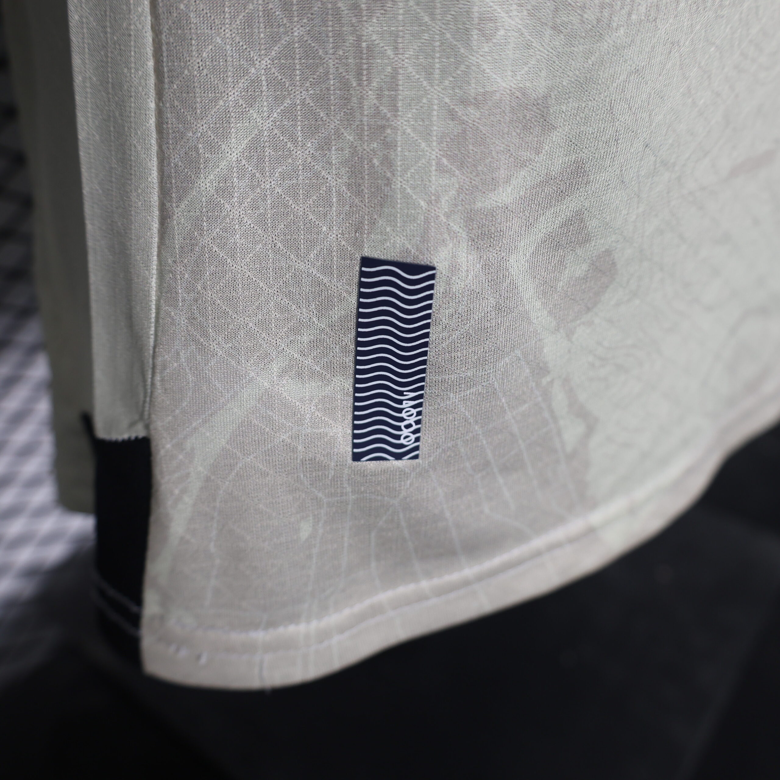 قميص نابولي البديل 2025 - الصورة 3