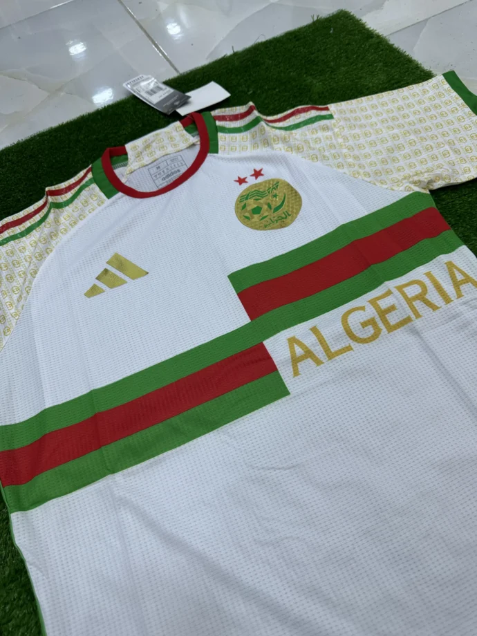 ⁦قميص المنتخب الوطني الجزائري GUCCI 2025⁩ - الصورة ⁦4⁩