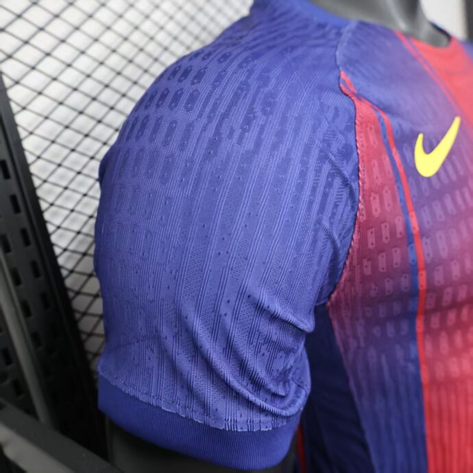⁦قميص برشلونة الاساسي 2026⁩ - الصورة ⁦9⁩